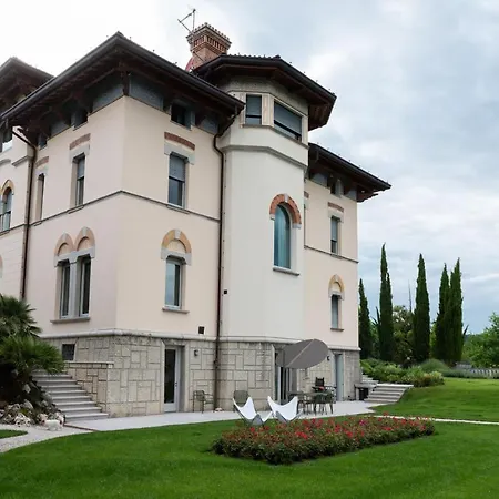 Villa Della Giovanna By Vacavilla *