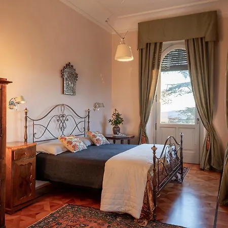 Della Giovanna By Vacavilla Villa Buia