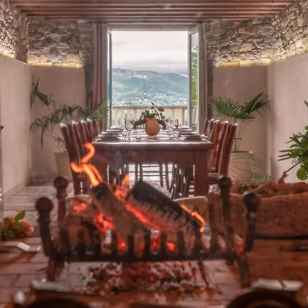 Della Giovanna By Vacavilla 빌라