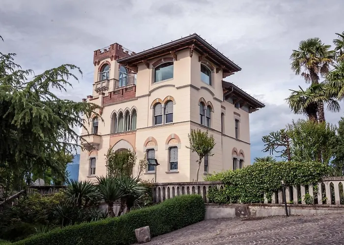 Della Giovanna By Vacavilla