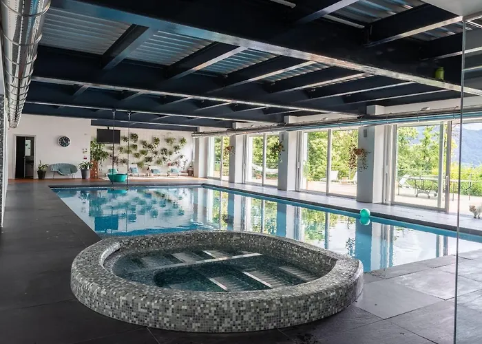 Della Giovanna By Vacavilla *