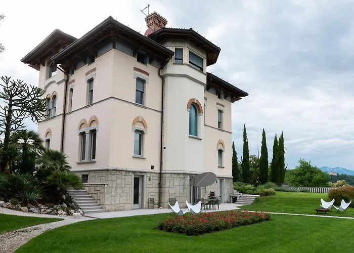 Villa Della Giovanna By Vacavilla *