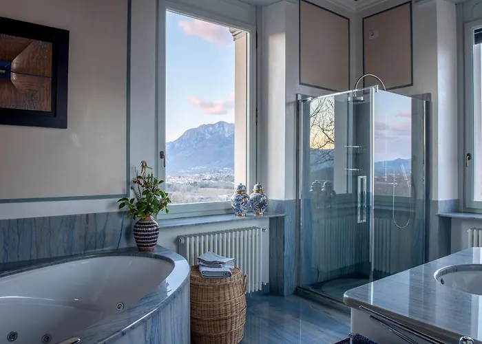 Della Giovanna By Vacavilla Villa Buia