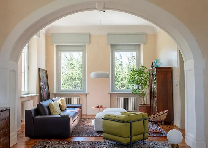 Della Giovanna By Vacavilla Villa *