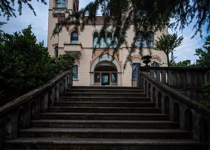 Villa Della Giovanna By Vacavilla *